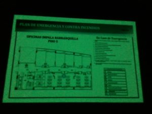 senales luminosas plan de evacuacion